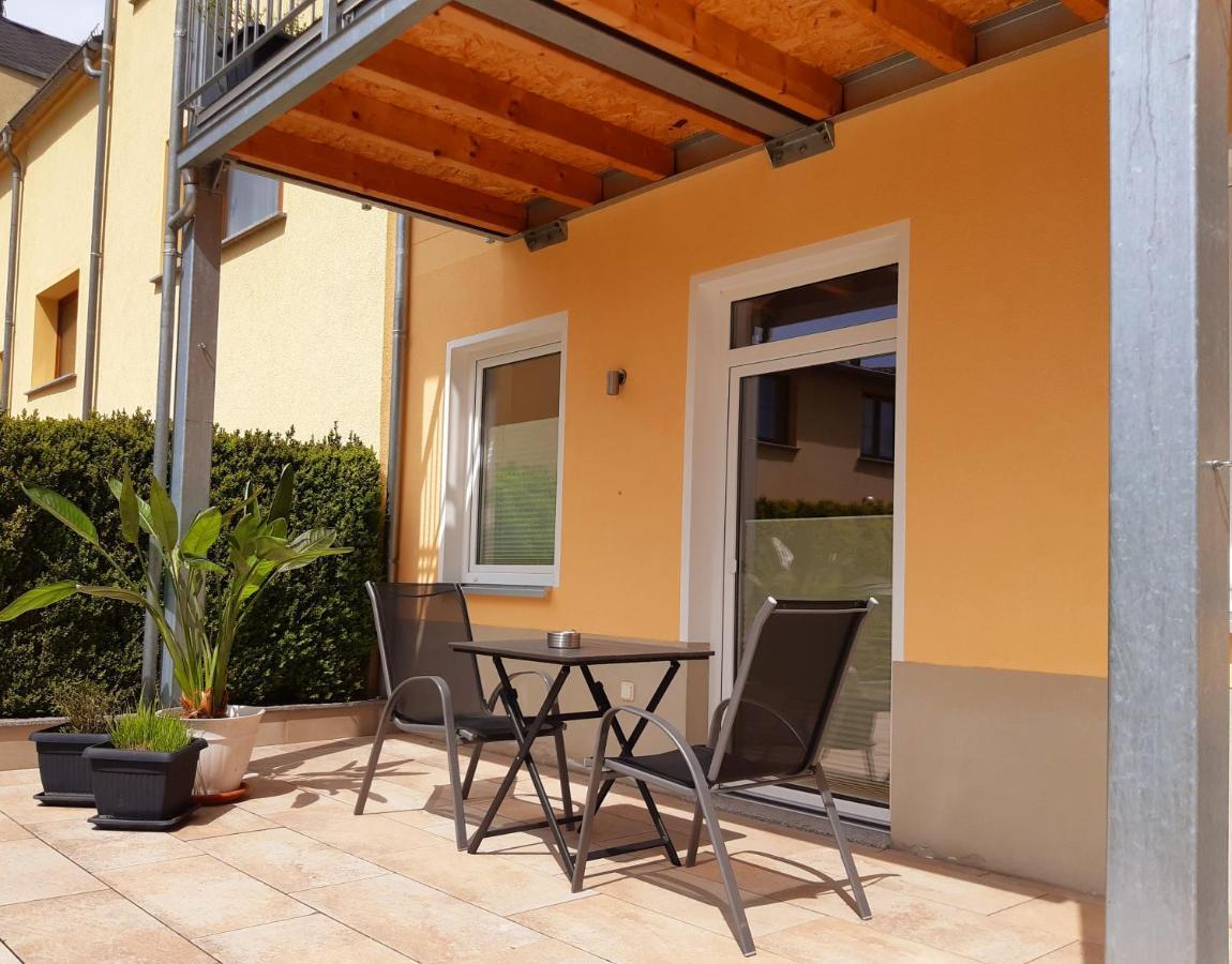 Stadtoase Geraeumige Gaestewohnungen Mit Balkon, Komfort, Modernitaet Und Ruhe, Fuer Monteure Geeignet, Free Wifi Frankenberg Bagian luar foto