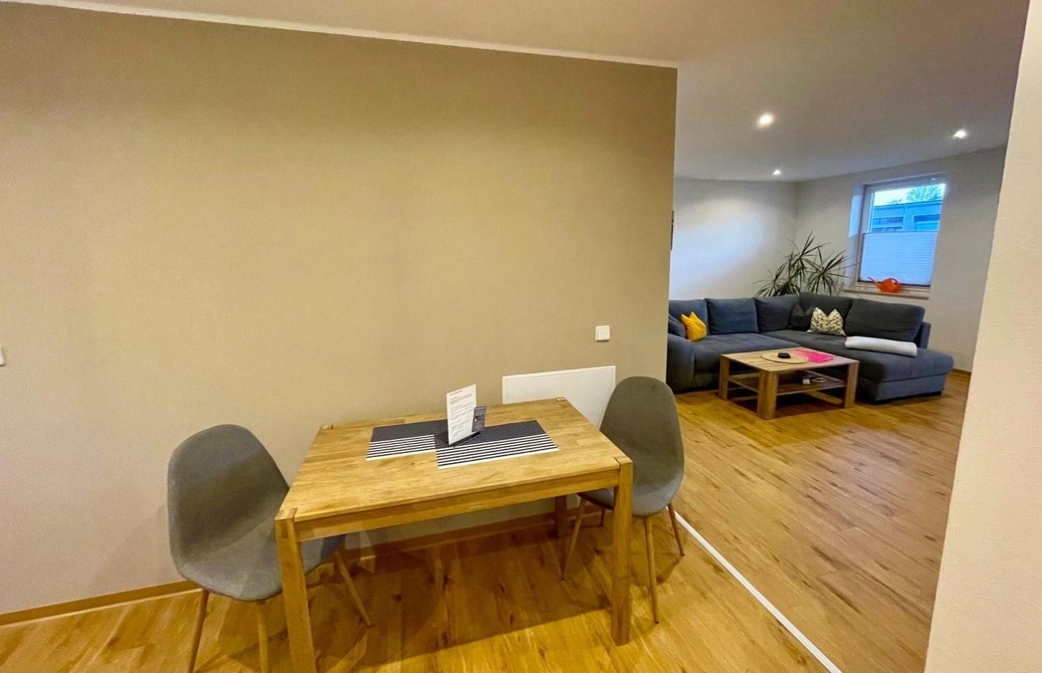 Stadtoase Geraeumige Gaestewohnungen Mit Balkon, Komfort, Modernitaet Und Ruhe, Fuer Monteure Geeignet, Free Wifi Frankenberg Bagian luar foto